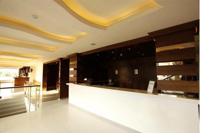 Hotel Le Noble Zouk El Kharab Exterior foto